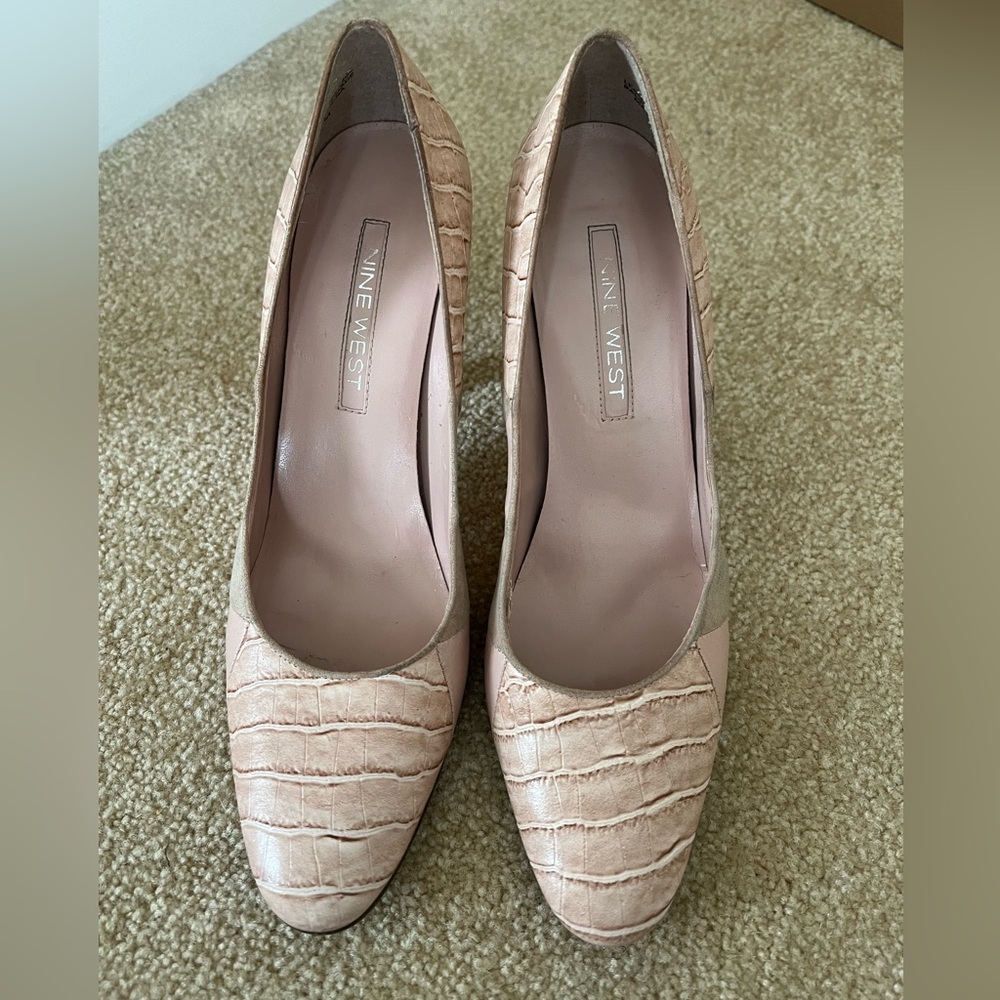 Nine West pink heels size 6.5